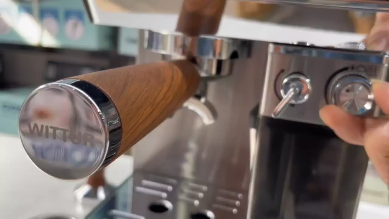 اسپرسوساز اتوماتیک ویتور