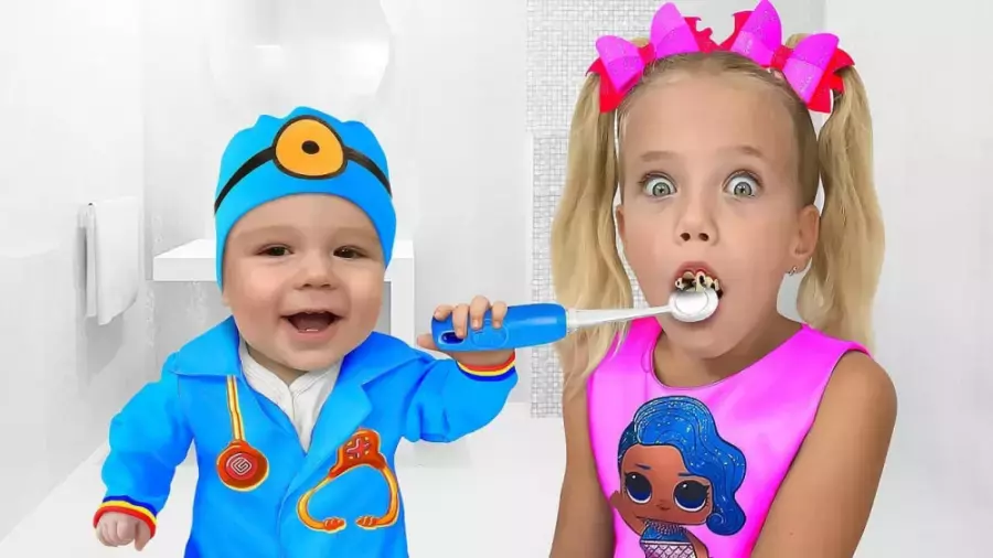 ماجراهای ساشا و آنیتا دکتر بازی با کودک | تقویت هوش هیجانی کودک