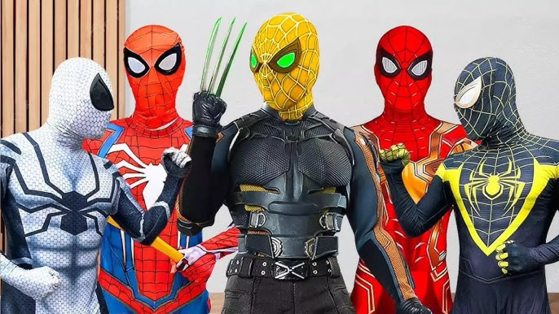 بازی شاد کودک با مرد عنکبوتی؛ ویدیو جدید