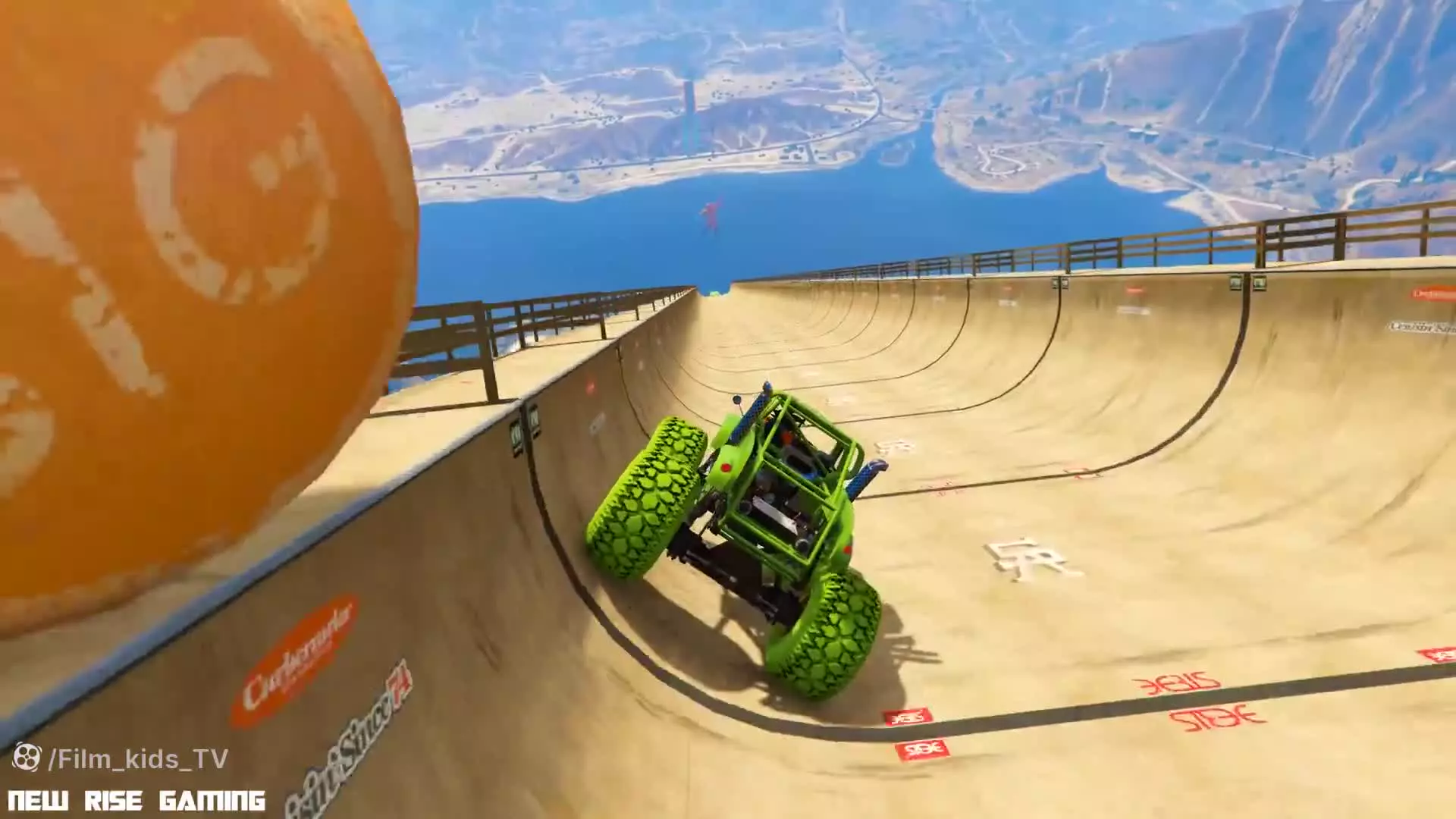 کارتون مرد عنکبوتی جدید؛ سرگرمی شاد برای کودک