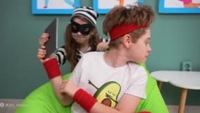 برنامه کودک آیوا و مامان: آیوا و بازی هیجانی دزد و پلیس | کارتون کودک آیوا و مامان برنامه دخترانه