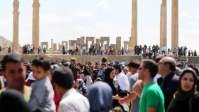 لحظه تحویل سال 1404 شمسی در تخت جمشید | 30 اسفند