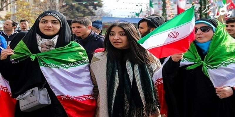 باهنر: قانون حجاب کنار رفته، مردم هم متوجه شده‌اند که اجرا نمی‌شود! ۷ فروردین ۱۴۰۴