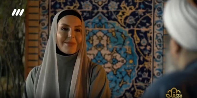آزیتا ترکاشوند روی آنتن شبکه سه: به کوروش کبیر افتخار میکنیم! ۹ فروردین ۱۴۰۴