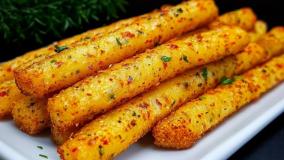 طرز تهیه میان وعده سلطنتی فقط با ۳ عدد سیب زمینی! ۱۴ اسفند ۱۴۰۳