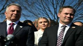 لحظه ورود تیم آمریکایی به محل مذاکرات با ایران! ۳۰ فروردین ۱۴۰۴