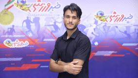 فوتبالیست دهه هشتادی که اینستاگرام ندارد و در آزادی یواشکی اسنپ می‌گیرد! / عاشق مسی هستم!