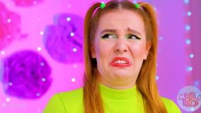 چالش غذایی جدید : چالش غذایی خنده دار / چالش 100 لایه یه عالمه شکلات