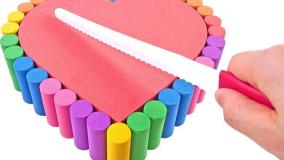 بازی باحال با شن رنگی  شن بازی کودکانه | ساخت کیک قلبی شنی رنگی جدید