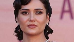 حضور پریناز ایزدیار با گردنبند میلیاردی در جشنواره کن برای فیلم زن و بچه | 1 خرداد 1404
