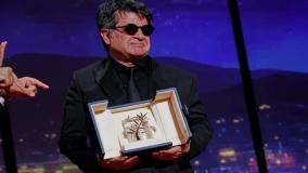 نخل طلا جشنواره کن به جعفر پناهی رسید | 3 خرداد 1404