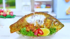 آشپزی مینیاتوری :: تهیه مینی ماهی کبابی و سس تند