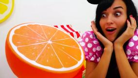 برنامه کودک ولاد و نیکیتا | Vlad and Niki | ولاد و نیکی و کافه بازی با دوستان جدید!