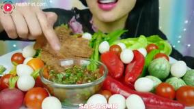 چالش اسمر فود بشقاب سبزیجات با سس تند تایلندی