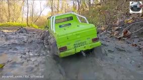 ماشین کنترلی آفرود و گل لای