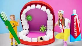 برنامه کودک روما و دیانا ؛ دایانا و روما در ماشین بازی کودکانه ؛ روما و دیانا