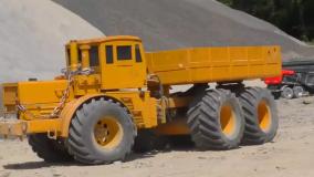 ماشین کنترلی: لودر و کامیون های اسباب بازی کنترل از دور