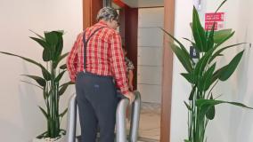 دیانا روما جدید - برنامه کودک دیانا - روما و دیانا به پدر مادر بزرگشان کمک میکند