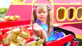 فیلم راما و دیانا : کمک به بابانوئل برای رساندن کادوی کریسمس به بچه ها