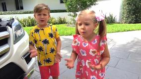 ماجراهای دیانا و روما - بازی با اتوبوس اسباب بازی جدید