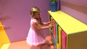 ماجراهای دیانا و روما - بازی کردن دیانا و روما در پارک پپاپیگ