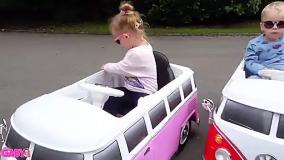 کارتون جدید اتوبوس های برقی گابی و الکس رانندگی. آهنگ چرخ های اتوبوس