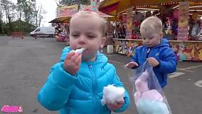 کارتون جدید گابی و الکس در حال پریدن بر روی قلعه غول پیکر - آهنگ پنج میمون کوچک