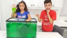 هایدی و زیدان - بازی و نظافت