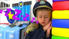 بانوان کودک کتی و دیما - آهنگ پلیس - آهنگ کودکان از کاتیا و دیما