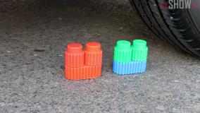 چالش تفریحی له کردن و خرد کردن وسایل ترد و نرم