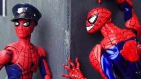 اسباب بازی و اکشن فیگور مرد عنکبوتی ، هالک و  تیم مرد عنکبوتی