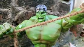 اسباب بازی ابرقهرمانان , مردعنکبوتی , هالک , دایناسور , اسباب بازی جدید