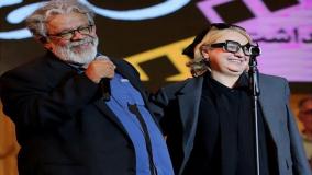 لحظه فرار حسن پورشیرازی از بوسه عاشقانه همسرش!