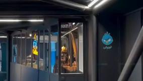 کافه ای در پل هوایی