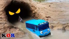 کارتون ماشین بازی بیبو جدید حمله کوسه به اتوبوس | انیمیشن ماشین بازی رنگی