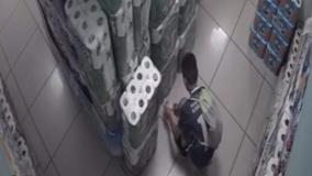 اقدام شوکه‌کننده کودک ۱۰ ساله؛ به آتش کشیدن یک فروشگاه!