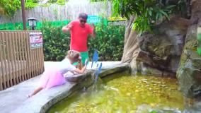 سرگرمی کودک ناستیا شو - ناستیا و بابایی جدید - ناستیا و قوانین رفتار برای کودکان