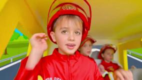 ولاد و نیکی - برنامه کودک - چالش و بازی تاکسی و پرستاران- کارتون کودک