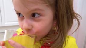 آیوا و مامان-برنامه کودک دخترانه-ایوا شو-برنامه کودک جدید سرگرمی کودک تفریحی 2