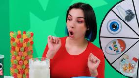 چالش غذا خوری خنده دار : چالش سرگرمی بانوان : چالش غذا خوردن : چالش آشپزی