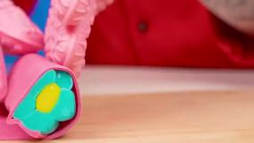 چالش غذا مولتی دو ؛ چالش کیک عروسکی ؛چالش غذایی ؛ چالش بانوان سرگرمی تفریحی