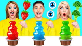 چالش غذایی جدید - چالش غذاهای رنگارنگ - فوندوی های چند رنگ - چالش غذا خوری جدید