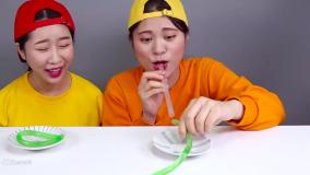 چالش غذایی دونا ؛ چالش خنده دار ؛ چالش غذا خوری ؛ اسمر فود ؛ چالش خوردن