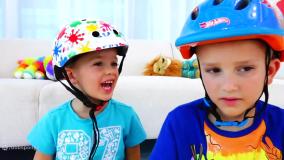 ولاد و نیکی در حال بازی با بلوک های اسباب بازی ؛ ولاد و نیکیتا جدید