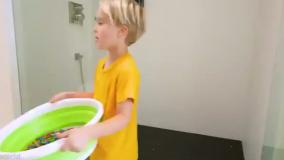 ولاد جدید - ولاد و نیکی چالش اسمارتیز رنگی-ولادو نیکی برنامه کودک -نیکیتا طولانی