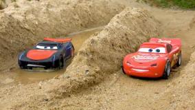 کارتون ماشین بازی مک کویین - داستان های مسابقه ماشین های اسباب بازی