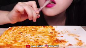 چالش فود اسمر | خوردن اسپاگي مرغ و نودل