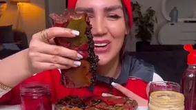 چالش فود آسمر / ویدئو جدید / موکبانگ ایرانی خوردن لواشک و آلوچه خیلی ترش