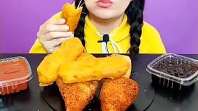 چالش فود آسمر / ویدئو جدید / شادِن آسمر خوردن سوخاری پنیری