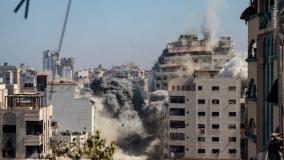 لحظه‌ای که بلندترین برج غزه با خاک یکسان شد!